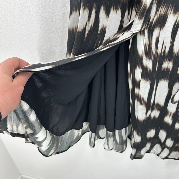 Bella Dahl XS Black White Print Rayon Maxi Dress Button Front Long Sleeve Resort - Picture 5 of 14